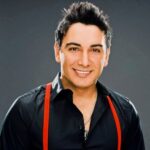 دانلود آهنگ شادمهر عقیلی ( ورژن هوش مصنوعی ) به نام واسه تو بازی تمومه