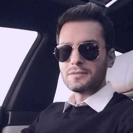 مهدی احمدوند ( ورژن هوش مصنوعی ) دارم اینجا تک و تنها آب میشم
