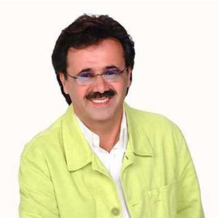 معین ( ورژن هوش مصنوعی ) هر کس به زبان دل خود زمزمه ساز است
