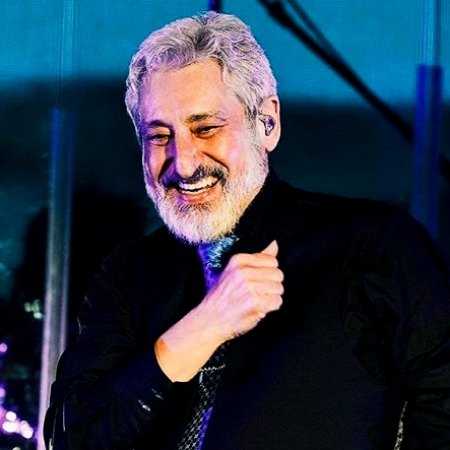 ابی ( ورژن هوش مصنوعی ) بیا نذار غریبه شه با آینه ها تصویرم