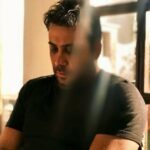 دانلود آهنگ محسن چاوشی ( ورژن هوش مصنوعی ) به نام من با یادت چه کنم