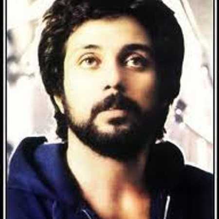 داریوش ( ورژن هوش مصنوعی ) نمی تونیم پشت دیوار بمونیم