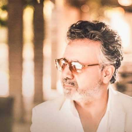 معین ( ورژن هوش مصنوعی ) زندگی شاد است