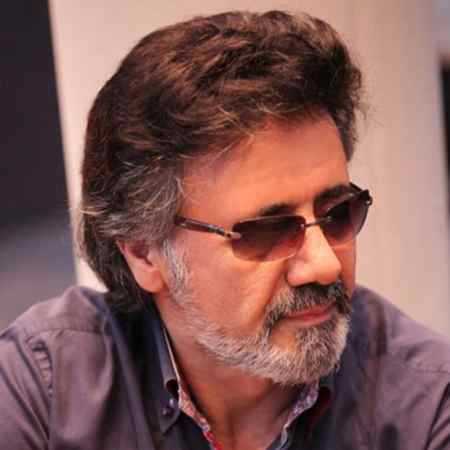 معین ( ورژن هوش مصنوعی ) بغل کشیدی منو عاشقونه