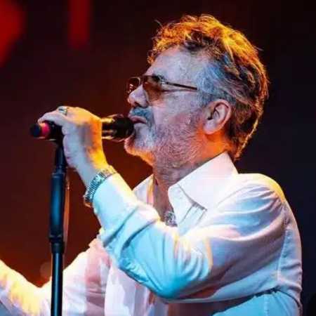 معین ( ورژن هوش مصنوعی ) چون تب عشقم