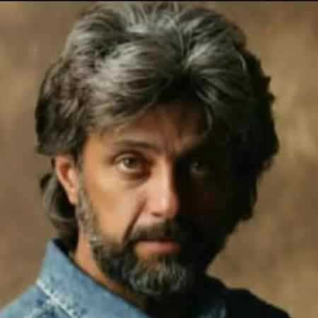 داریوش ( ورژن هوش مصنوعی ) مرغ آرزوت اسیر میشه