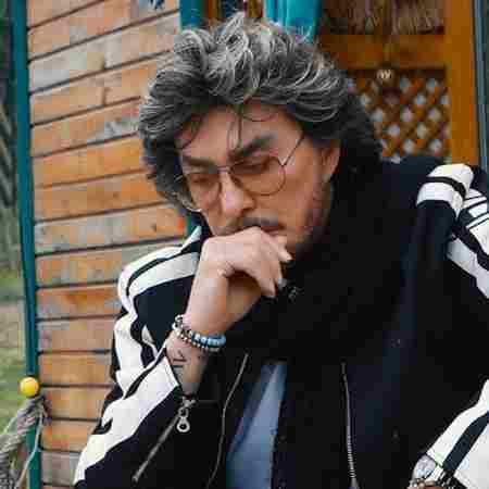 شهرام صولتی ( ورژن هوش مصنوعی ) دلواپس