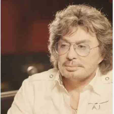 شهرام صولتی ( ورژن هوش مصنوعی ) عشق تو دنیای منه