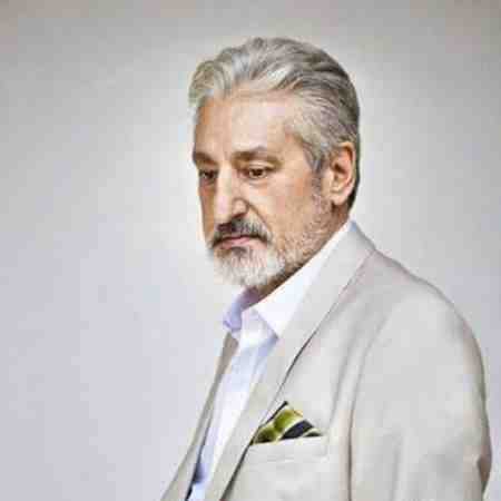 ابی ( ورژن هوش مصنوعی ) به جستجوی شقایق