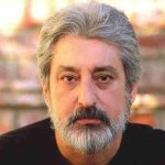 دانلود آهنگ ابی ( ورژن هوش مصنوعی ) به نام شاخه گل حیاط ما به آب و رنگش مینازه