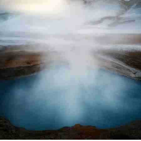 هایده ( ورژن هوش مصنوعی ) زیبای بی عشق