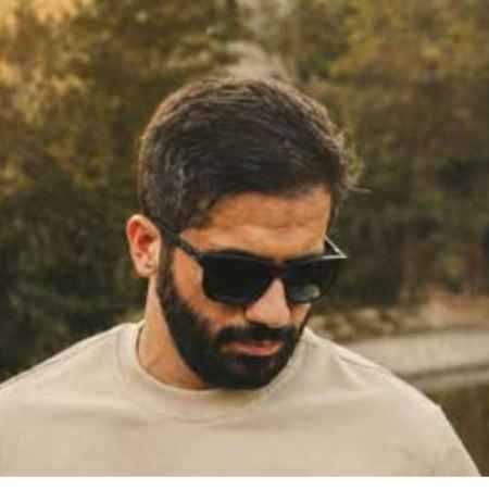حامد عارف عاشق دل نمیره قلبش سر نمی‌خوره
