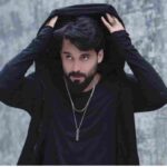 دانلود آهنگ آرسان  به نام ﺧﻮدت اﻳﻦ روزﻫﺎ رو ﺳﺎﺧﺘﻰ