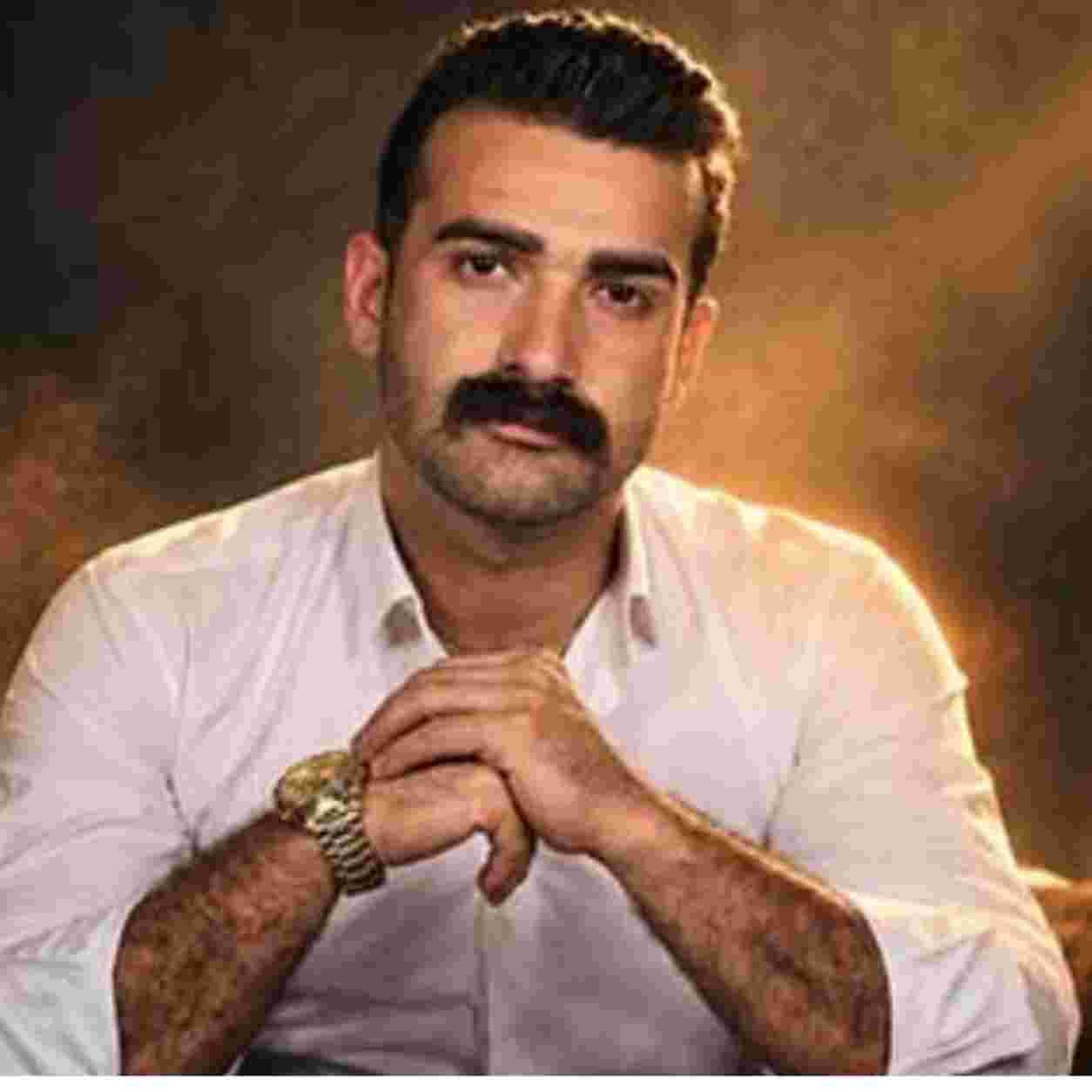 فرشاد باقری وقتی هر موج نسیمی مث طوفان سردو سخت بود