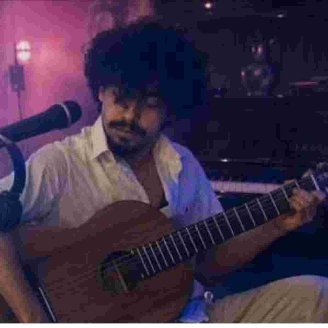 محمد رفعتی پور چه عطری داره این دستات